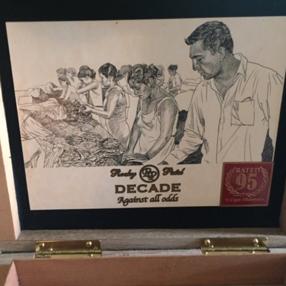 Rocky Patel Decade Cigar Box - Picture 3 of 6
